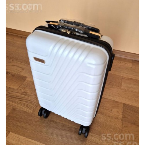  VADO Rokas bagāža. - 53cm - 38cm - 21cm\Dažādas krāsas